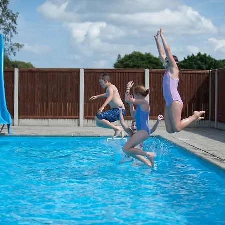 אתר קמפינג Hestehaven Camping Glesborg